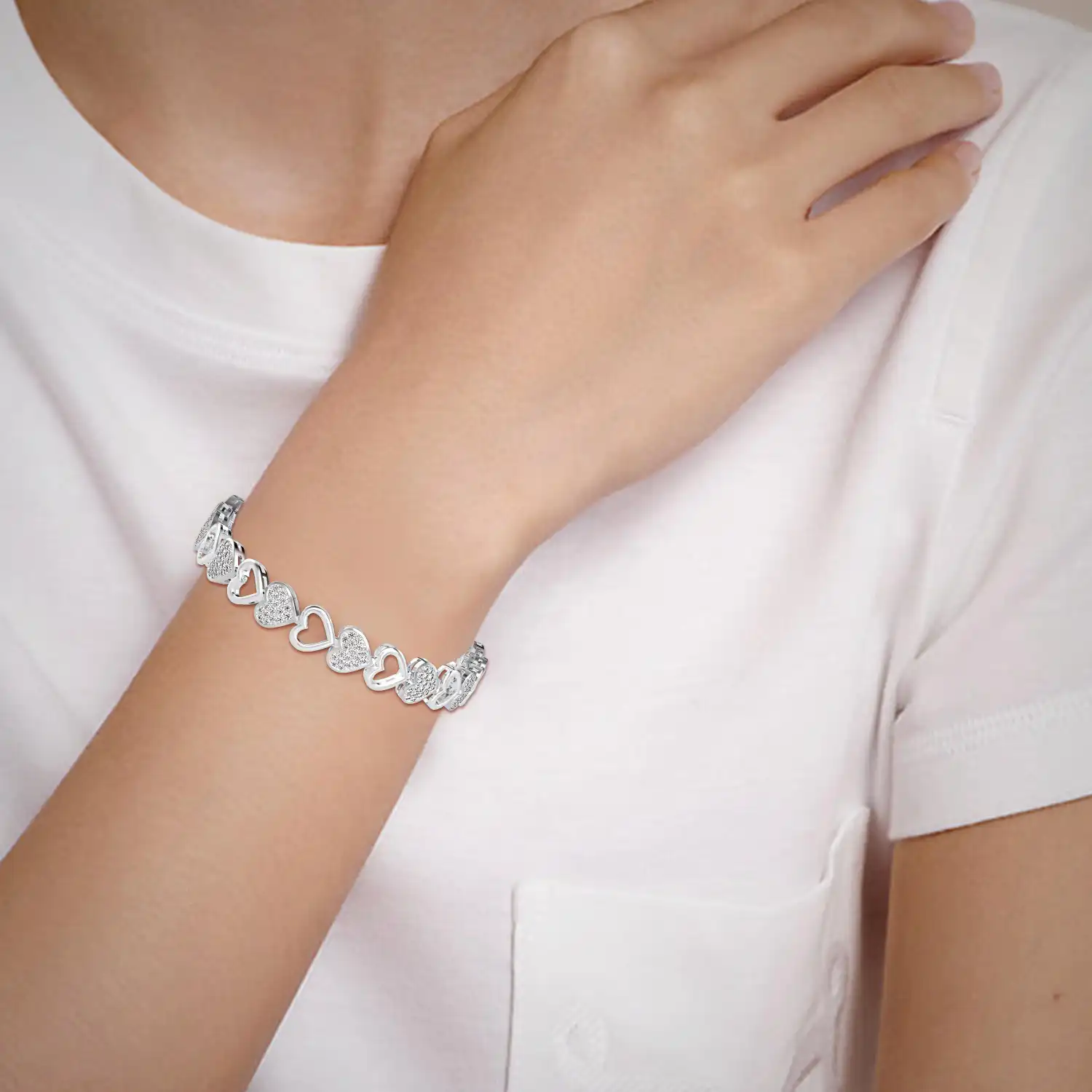 TB-14059-Model-White